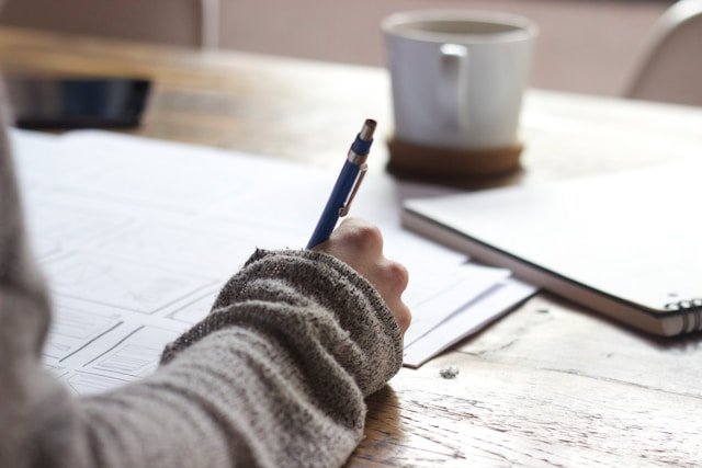 Assistance éducative conflit parental : Guide Complet pour Protéger l’Enfant